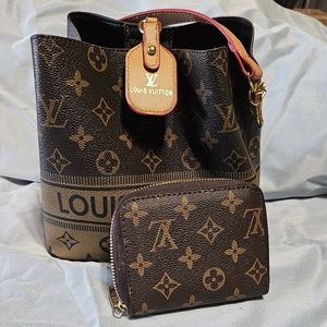 LV Small bucket bag with matching wallet